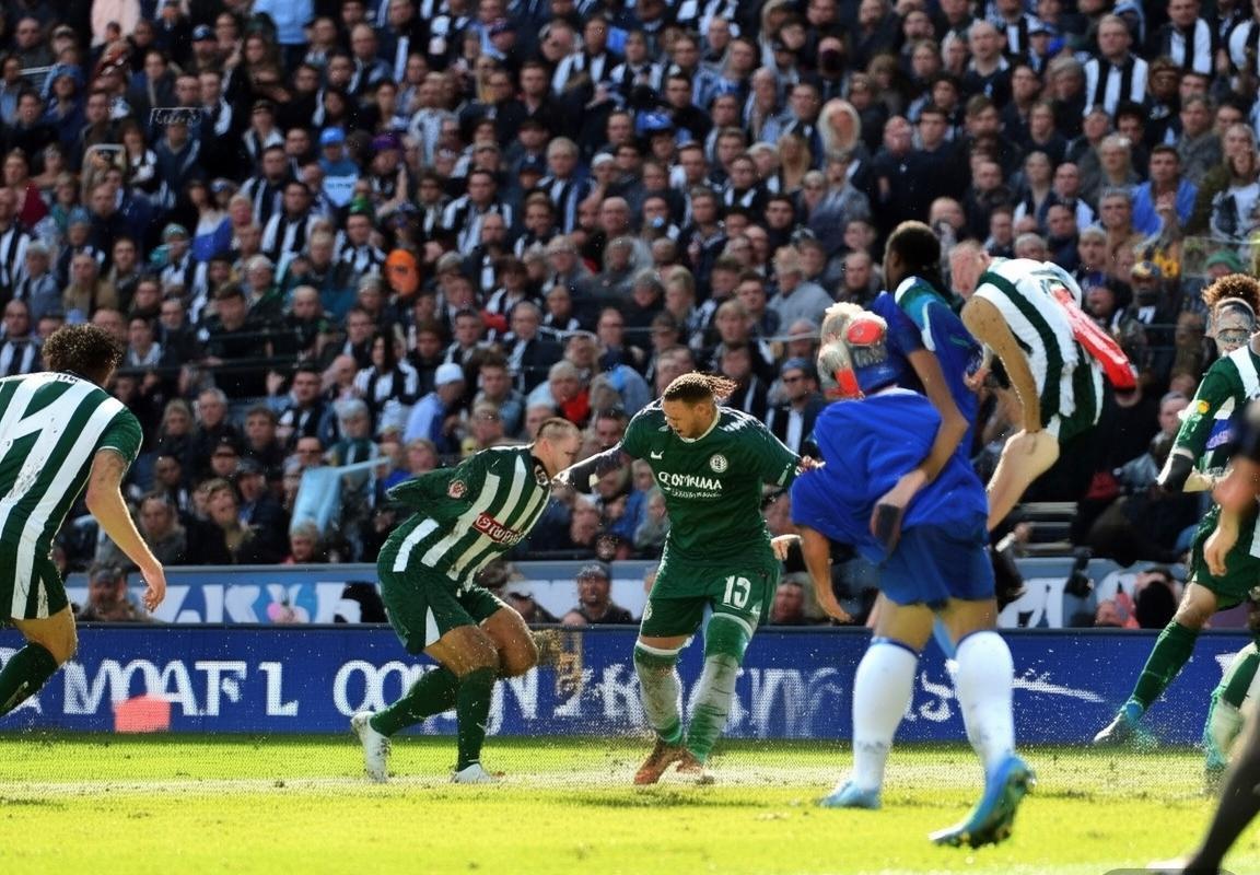 2018-2019赛季英超焦点战：纽卡斯尔联vs切尔西对决解析(图4)